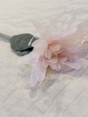CJ Hendry Flower Market Plush: Light Pink Iridescent Chrysanthemum